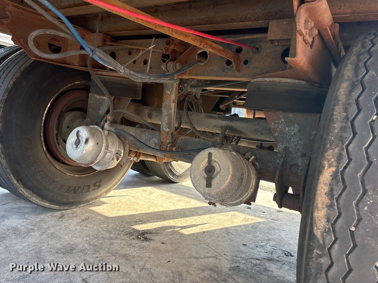 image for item YA1670 1999 Wabash DVCVHPC dry van trailer