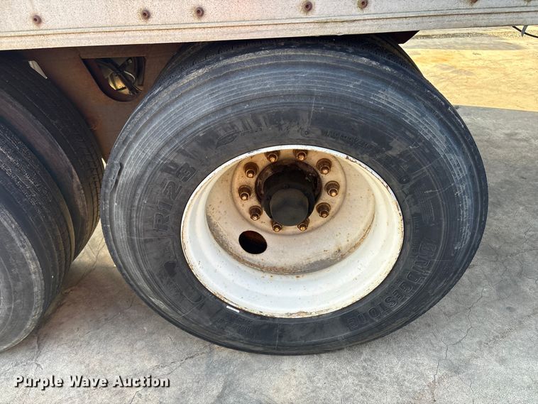 image for item YA1670 1999 Wabash DVCVHPC dry van trailer