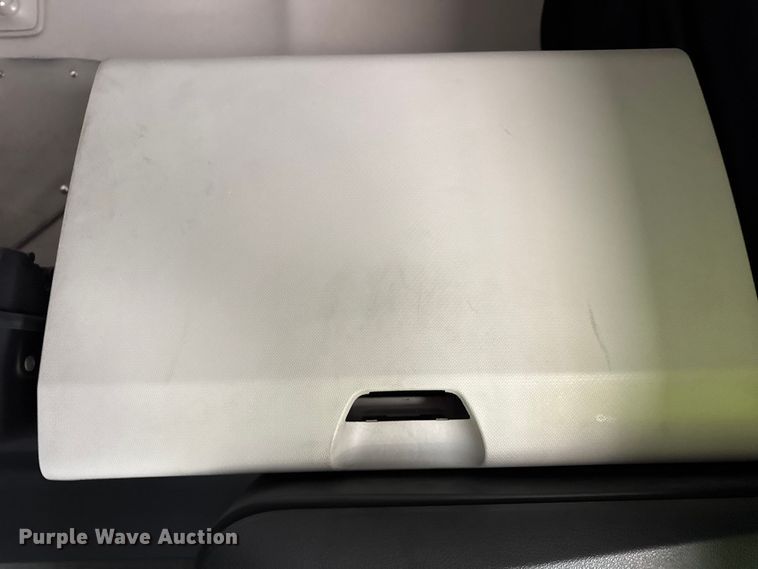 image for item YA1675 2018 Freightliner Cascadia semi truck