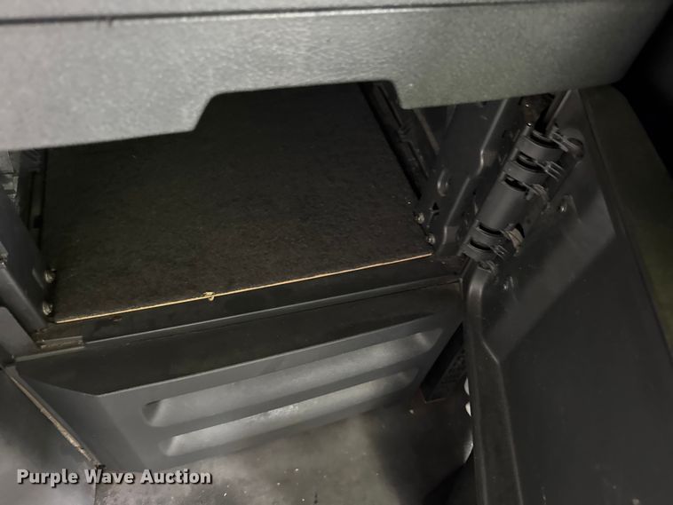 image for item YA1675 2018 Freightliner Cascadia semi truck