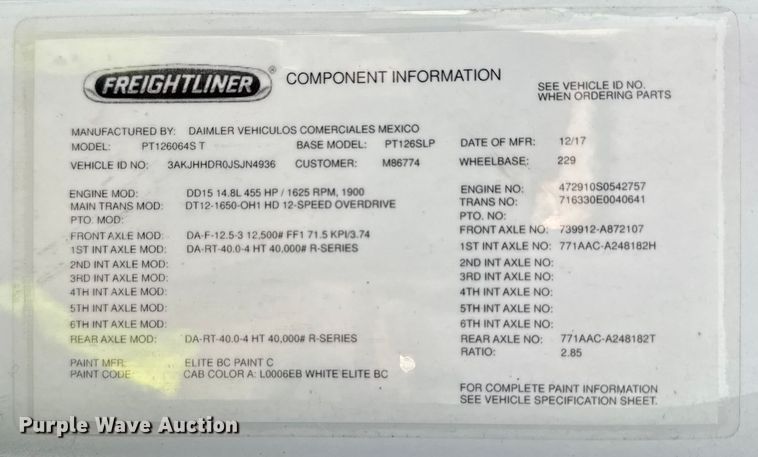image for item YA1675 2018 Freightliner Cascadia semi truck