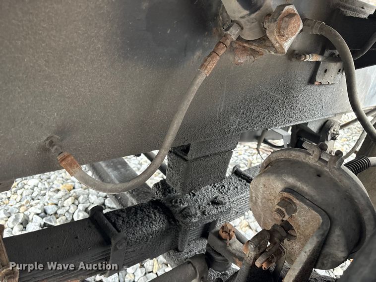 image for item YA1708 2004 Capacity TJ5000 yard truck