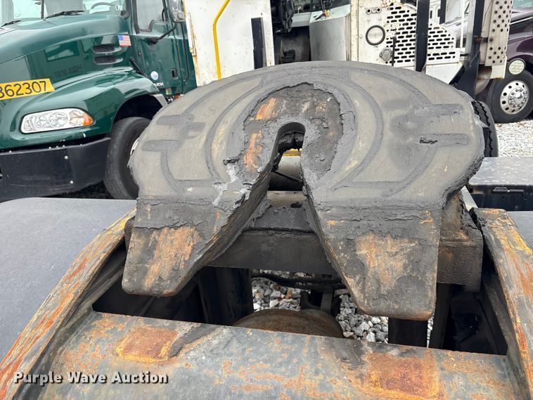 image for item YA1708 2004 Capacity TJ5000 yard truck