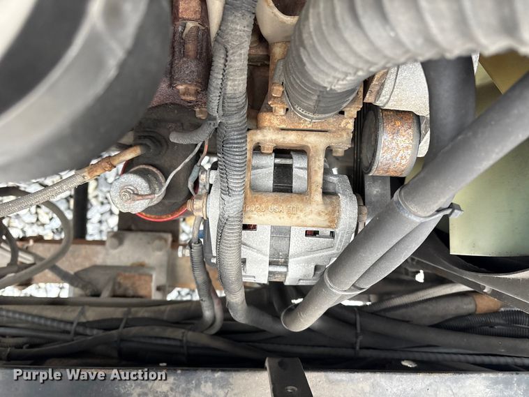 image for item YA1708 2004 Capacity TJ5000 yard truck