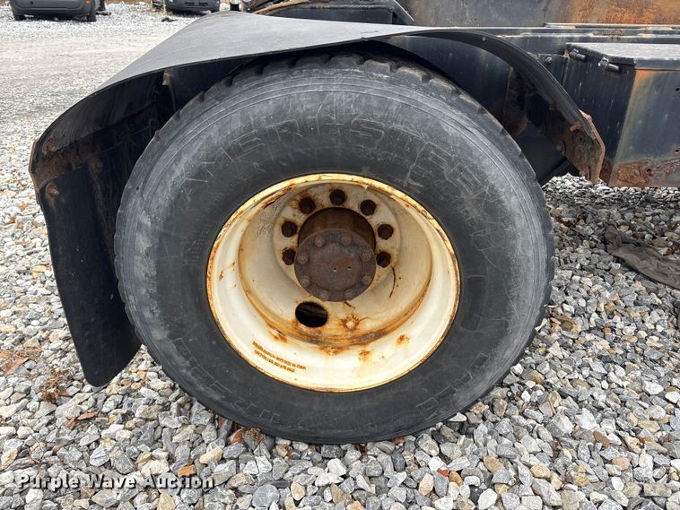 image for item YA1708 2004 Capacity TJ5000 yard truck