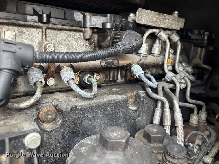 image for item YA1779 2015 Freightliner Cascadia semi truck