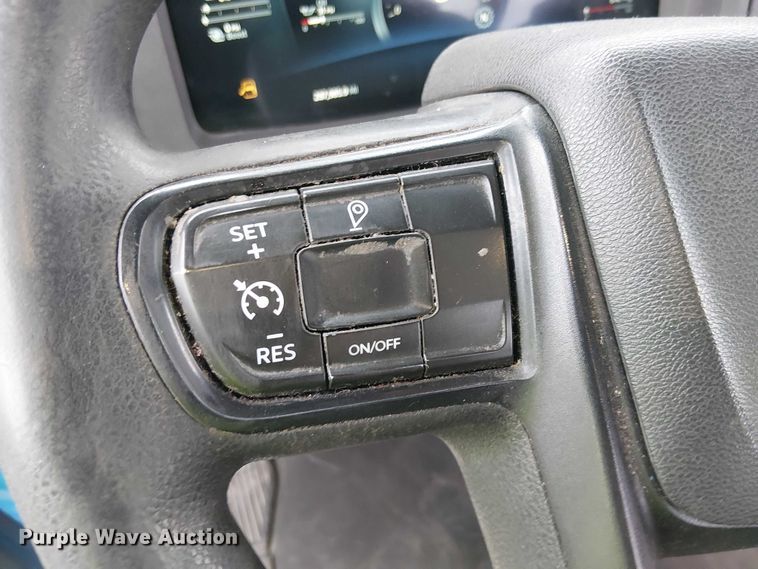 image for item YA1809 2023 Kenworth T680 semi truck