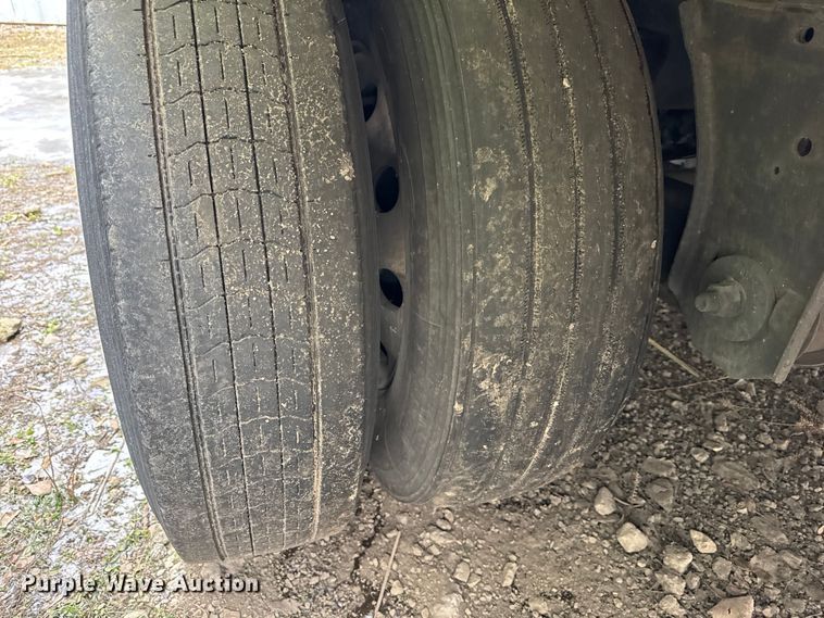 image for item YA1818 2020 Utility VS2RA refrigerated van trailer