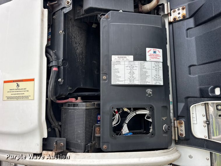 image for item YA1818 2020 Utility VS2RA refrigerated van trailer