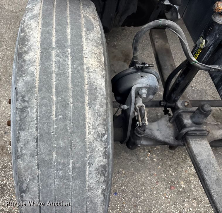 image for item YA1850 2014 Freightliner Cascadia semi truck