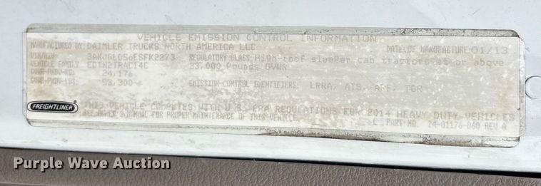 image for item YA1850 2014 Freightliner Cascadia semi truck