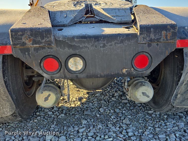 image for item YA1895 2013 Kalmar Ottawa yard truck