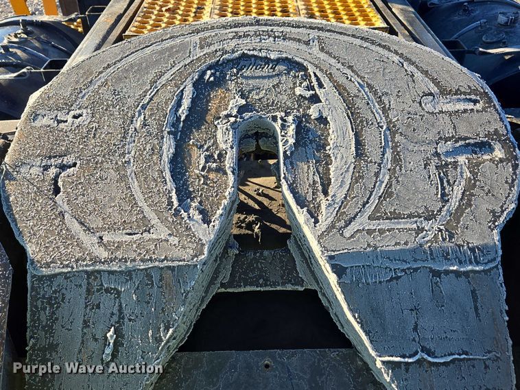 image for item YA1895 2013 Kalmar Ottawa yard truck