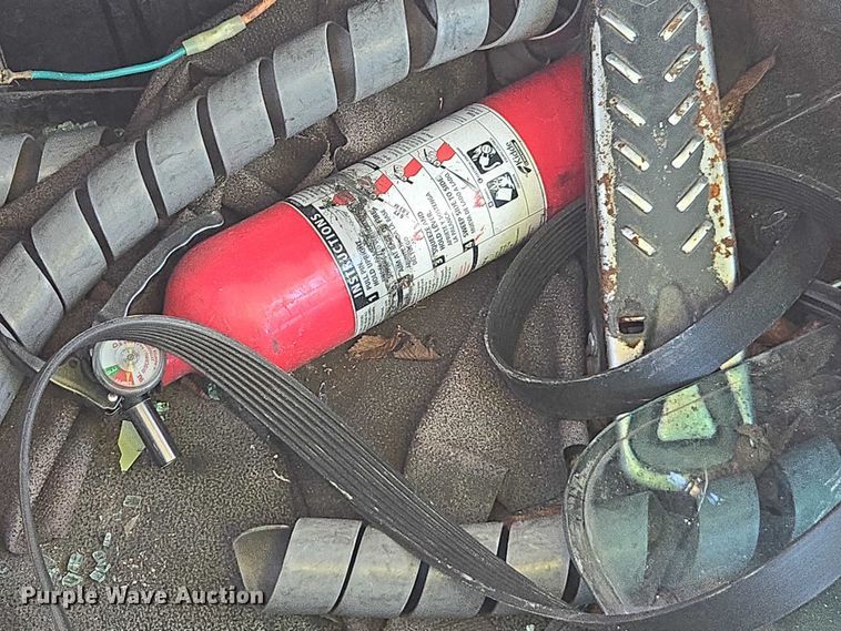 image for item YA1895 2013 Kalmar Ottawa yard truck