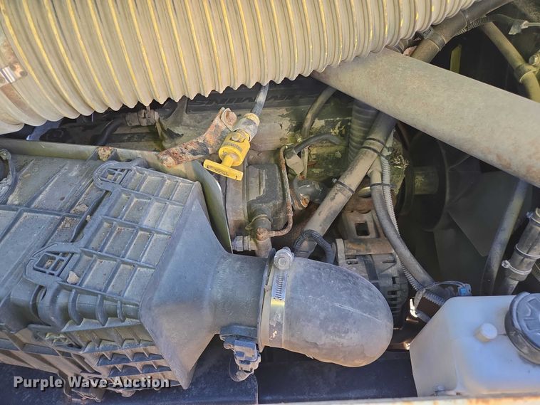 image for item YA1895 2013 Kalmar Ottawa yard truck