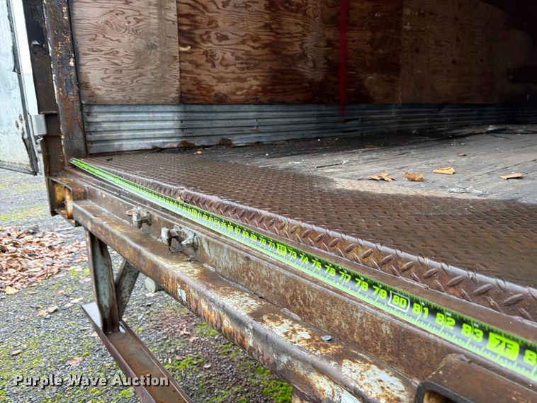 image for item YA1926 2016 Great Dane dry van trailer