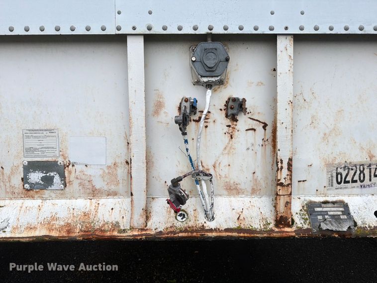 image for item YA1927 1985 Trailmobile 01AA-1SAL dry van trailer