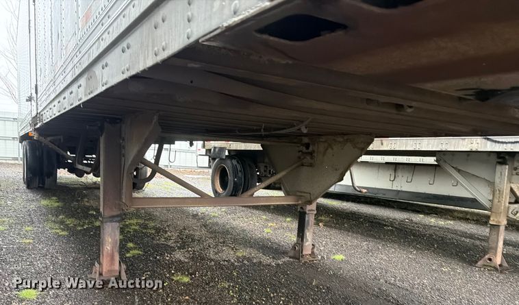 image for item YA1927 1985 Trailmobile 01AA-1SAL dry van trailer