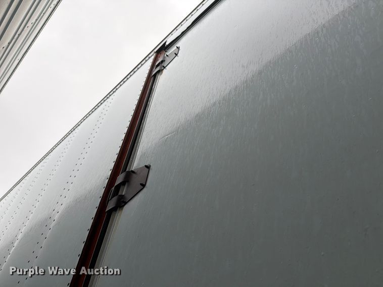 image for item YA1927 1985 Trailmobile 01AA-1SAL dry van trailer