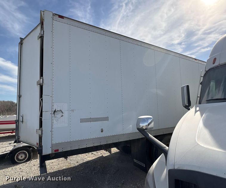 image for item YA1931 2008 International 4300 box truck