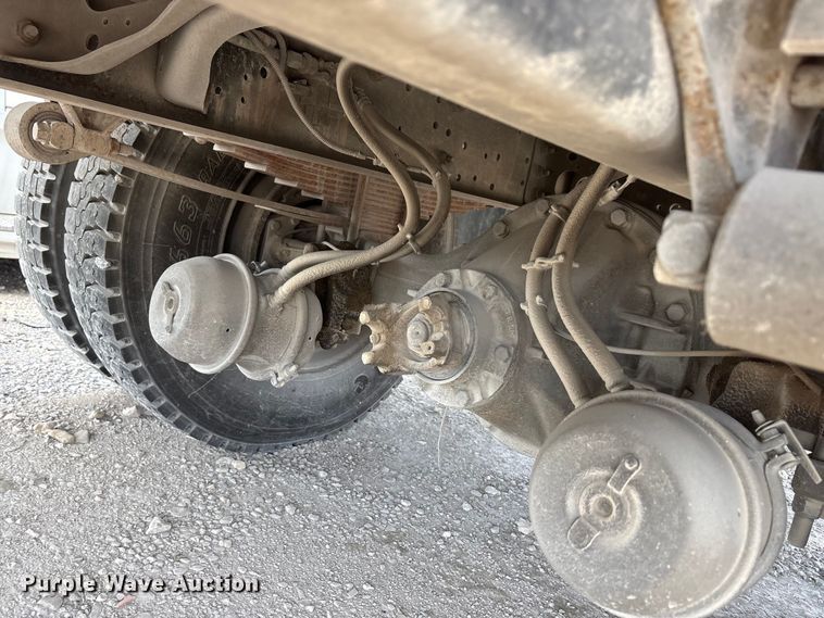 image for item YA1931 2008 International 4300 box truck