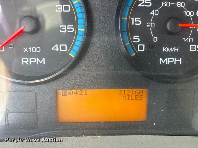 image for item YA1931 2008 International 4300 box truck