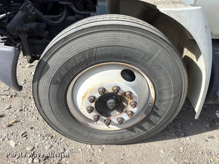 image for item YA1931 2008 International 4300 box truck