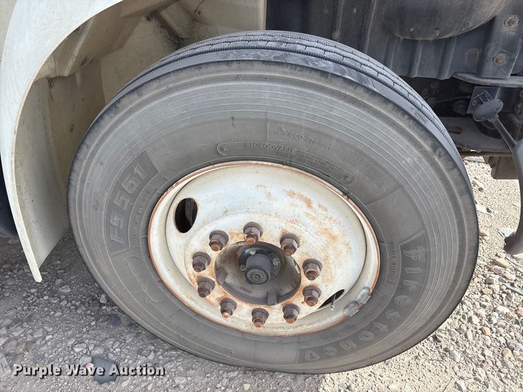 image for item YA1931 2008 International 4300 box truck