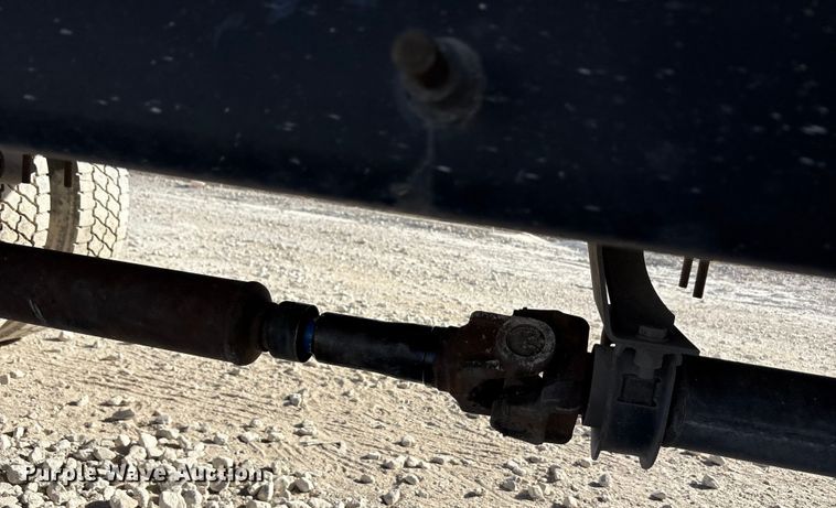 image for item YA1932 2016 Hino 268 box truck