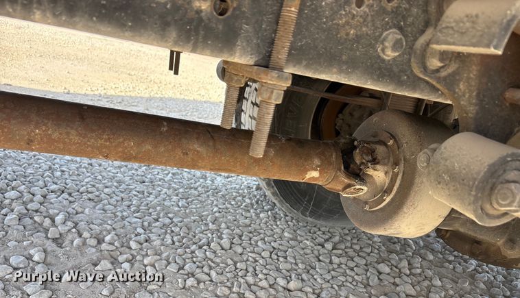 image for item YA1932 2016 Hino 268 box truck