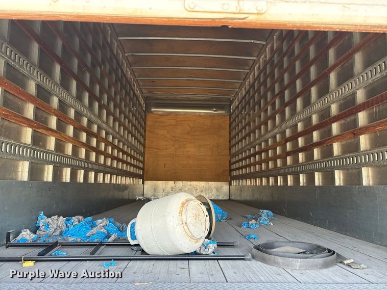 image for item YA1932 2016 Hino 268 box truck