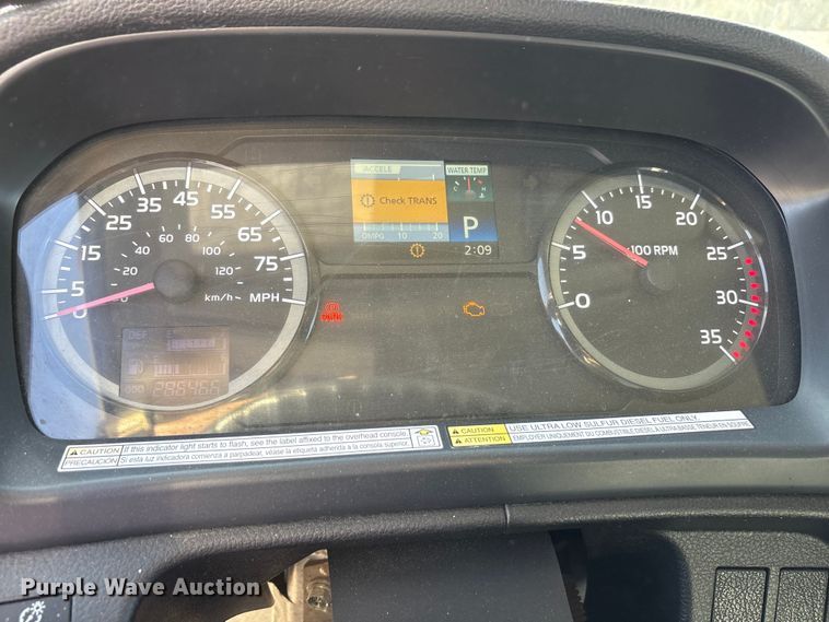 image for item YA1932 2016 Hino 268 box truck