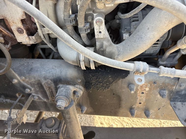 image for item YA1932 2016 Hino 268 box truck