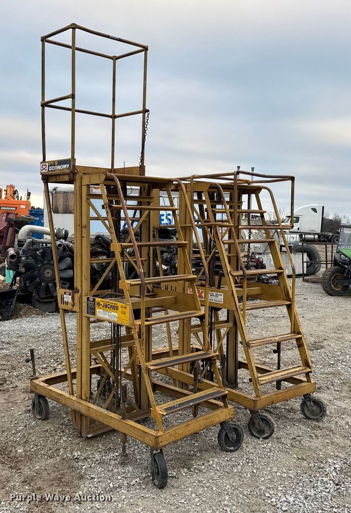 image for item DO2410 (2) Economy Hi-Jacker ladders