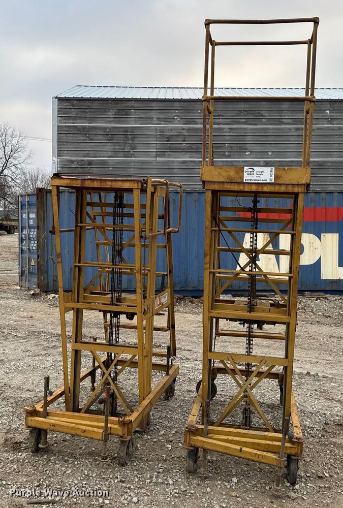 image for item DO2410 (2) Economy Hi-Jacker ladders