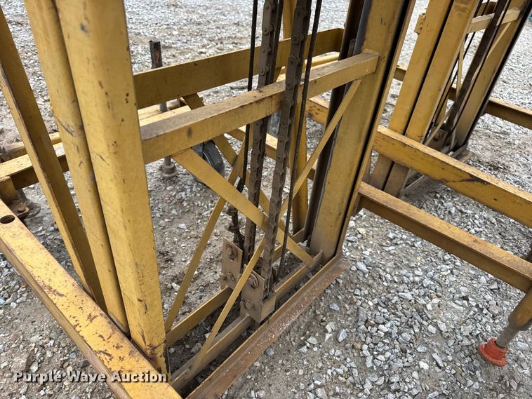 image for item DO2410 (2) Economy Hi-Jacker ladders