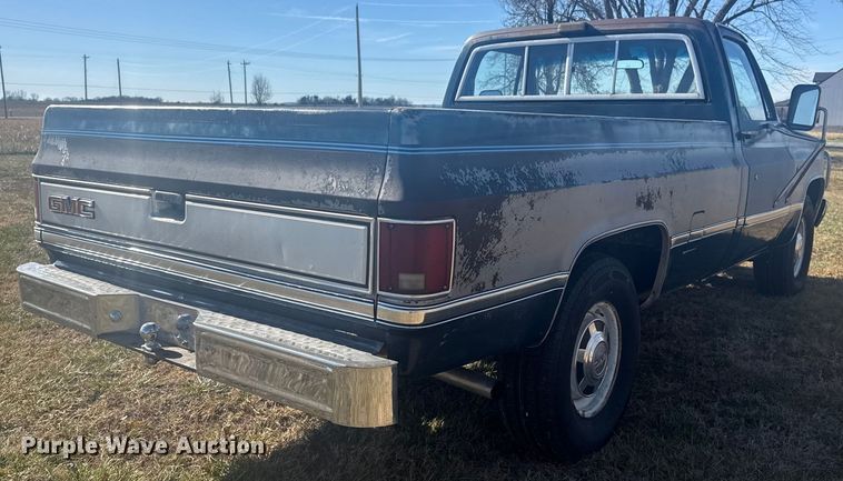 image for item DQ4201 1982 GMC C2500 pickup truck