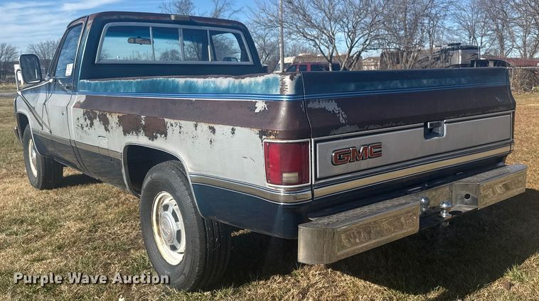image for item DQ4201 1982 GMC C2500 pickup truck