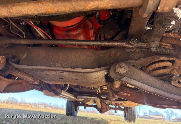 image for item DQ4201 1982 GMC C2500 pickup truck