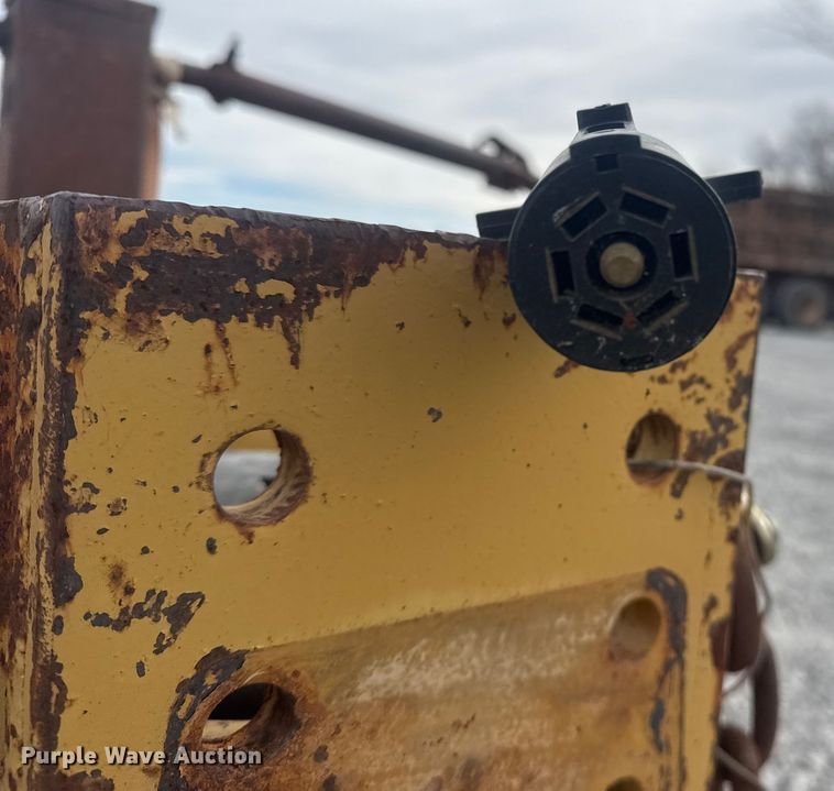 image for item DQ4202 2008 Belshe Industries DB9T equipment trailer