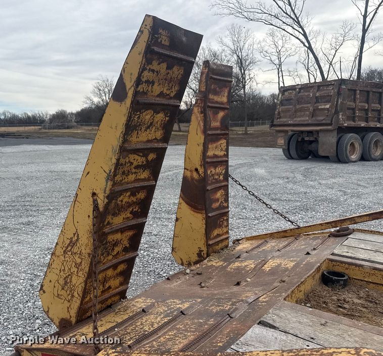 image for item DQ4202 2008 Belshe Industries DB9T equipment trailer