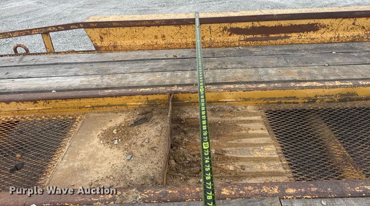 image for item DQ4202 2008 Belshe Industries DB9T equipment trailer