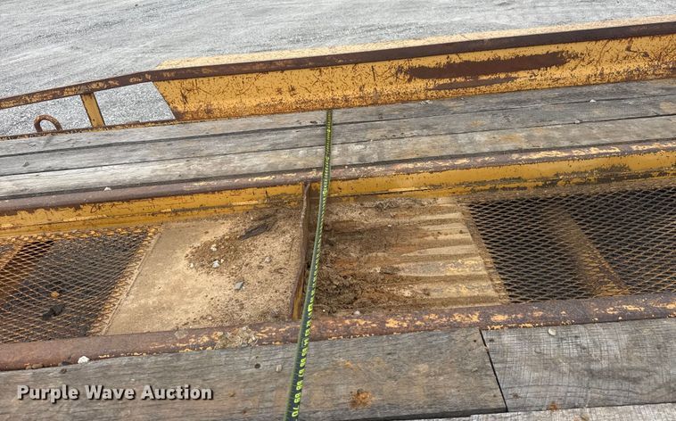 image for item DQ4202 2008 Belshe Industries DB9T equipment trailer