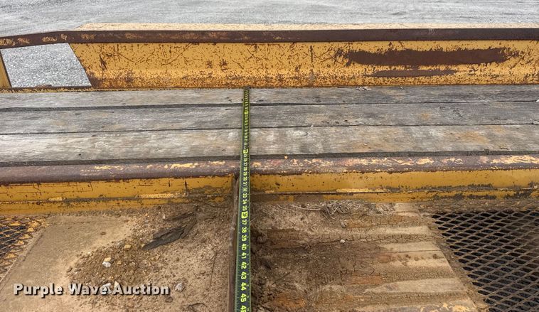 image for item DQ4202 2008 Belshe Industries DB9T equipment trailer