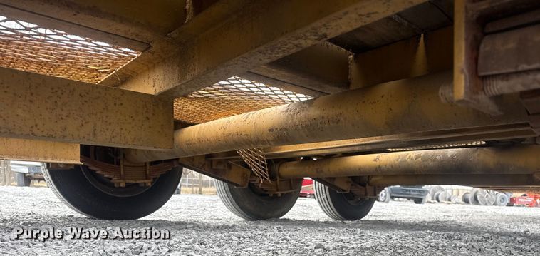 image for item DQ4202 2008 Belshe Industries DB9T equipment trailer