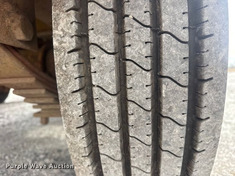 image for item DQ4202 2008 Belshe Industries DB9T equipment trailer