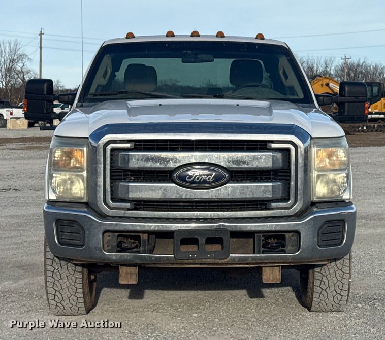 image for item DQ4205 2013 Ford F250 Super Duty Ext. Cab pickup truck