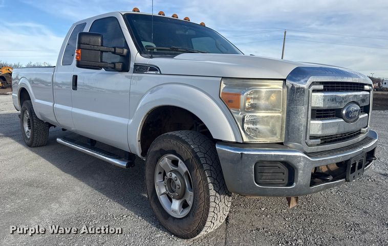 image for item DQ4205 2013 Ford F250 Super Duty Ext. Cab pickup truck