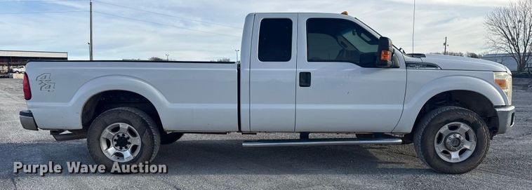 image for item DQ4205 2013 Ford F250 Super Duty Ext. Cab pickup truck