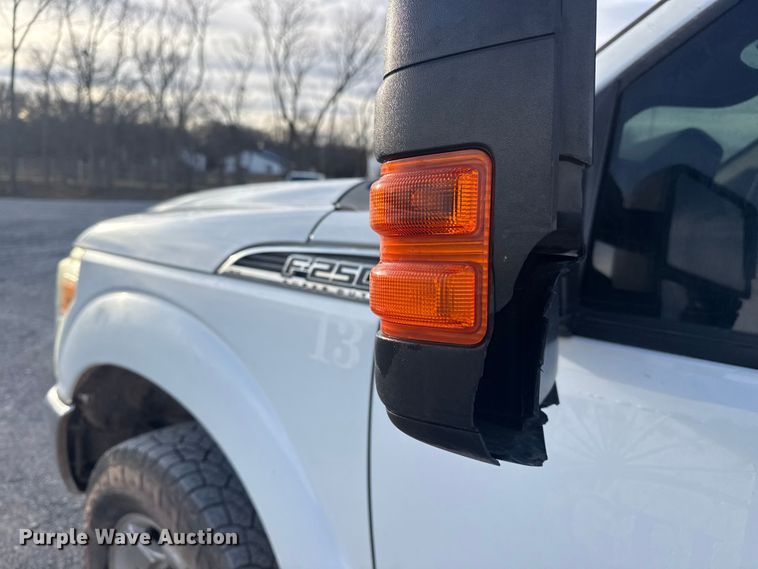 image for item DQ4205 2013 Ford F250 Super Duty Ext. Cab pickup truck